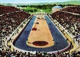 国足主场0-2落后澳大利亚，王大雷失误致失球